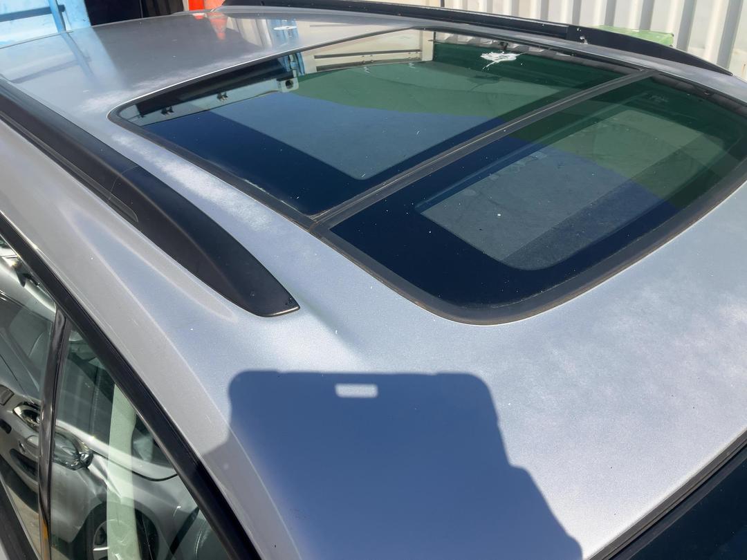 Photo '31' of Subaru Outback R LTD