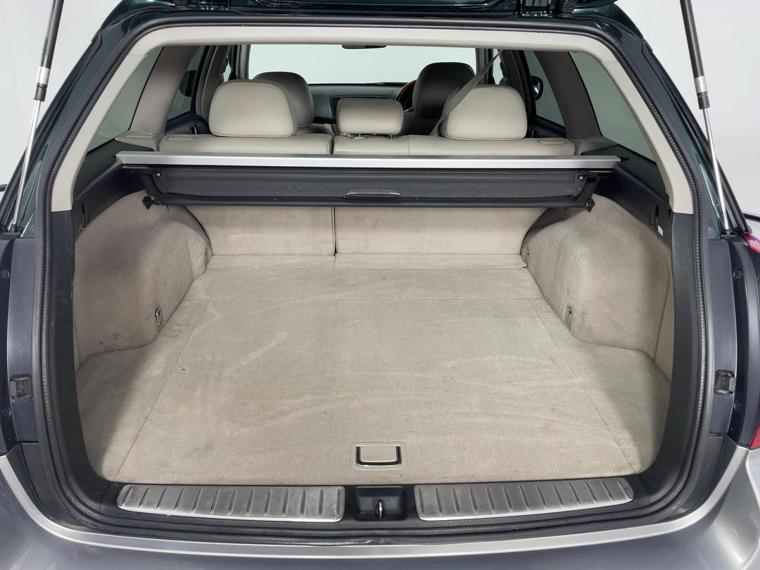 Photo '14' of Subaru Outback