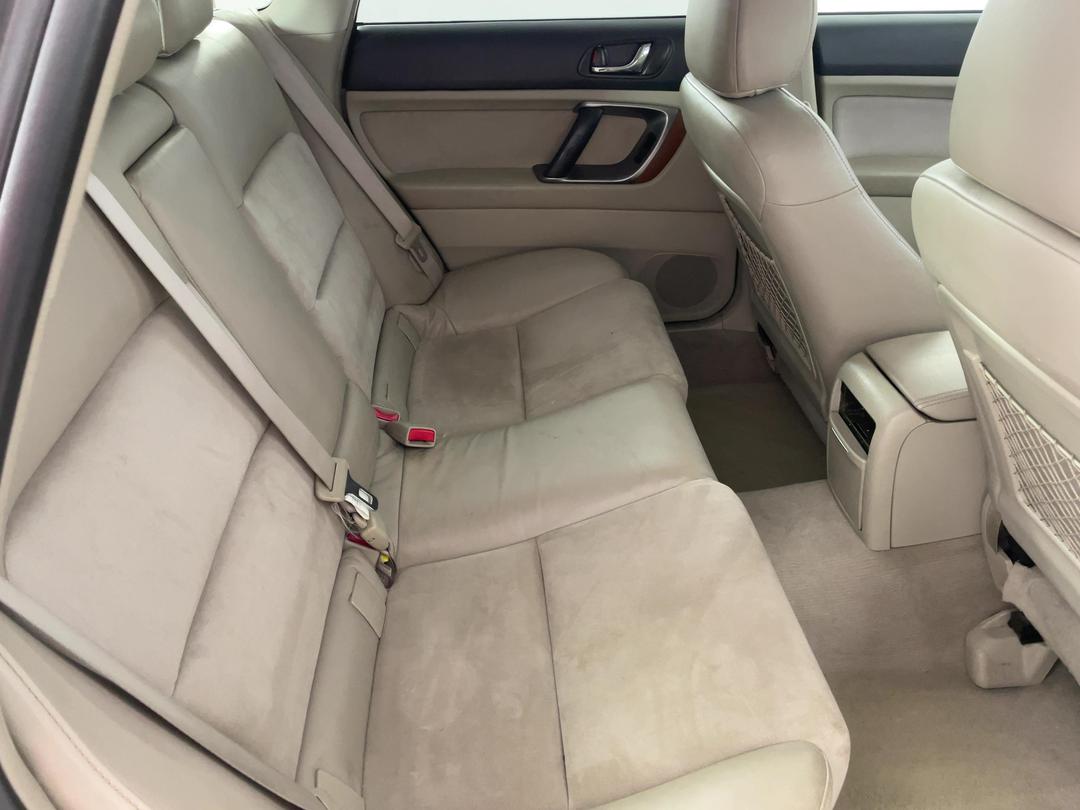 Photo '20' of Subaru Outback