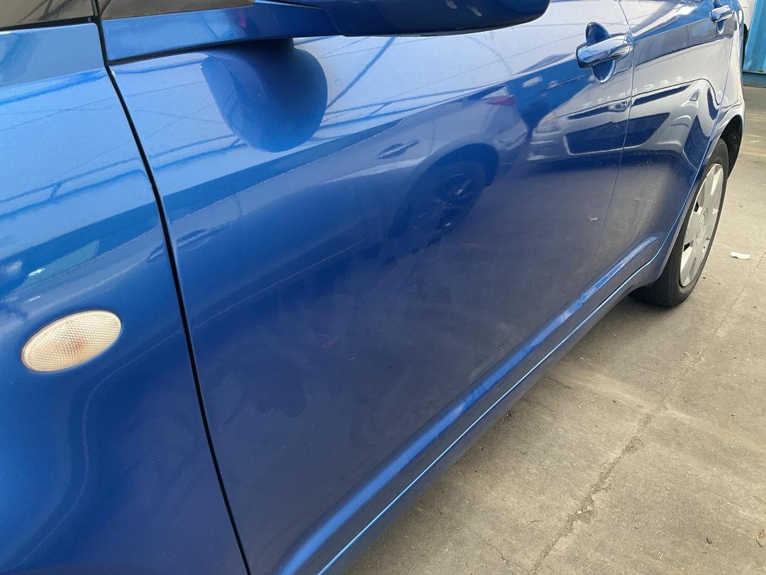 Photo '12' of Suzuki Swift