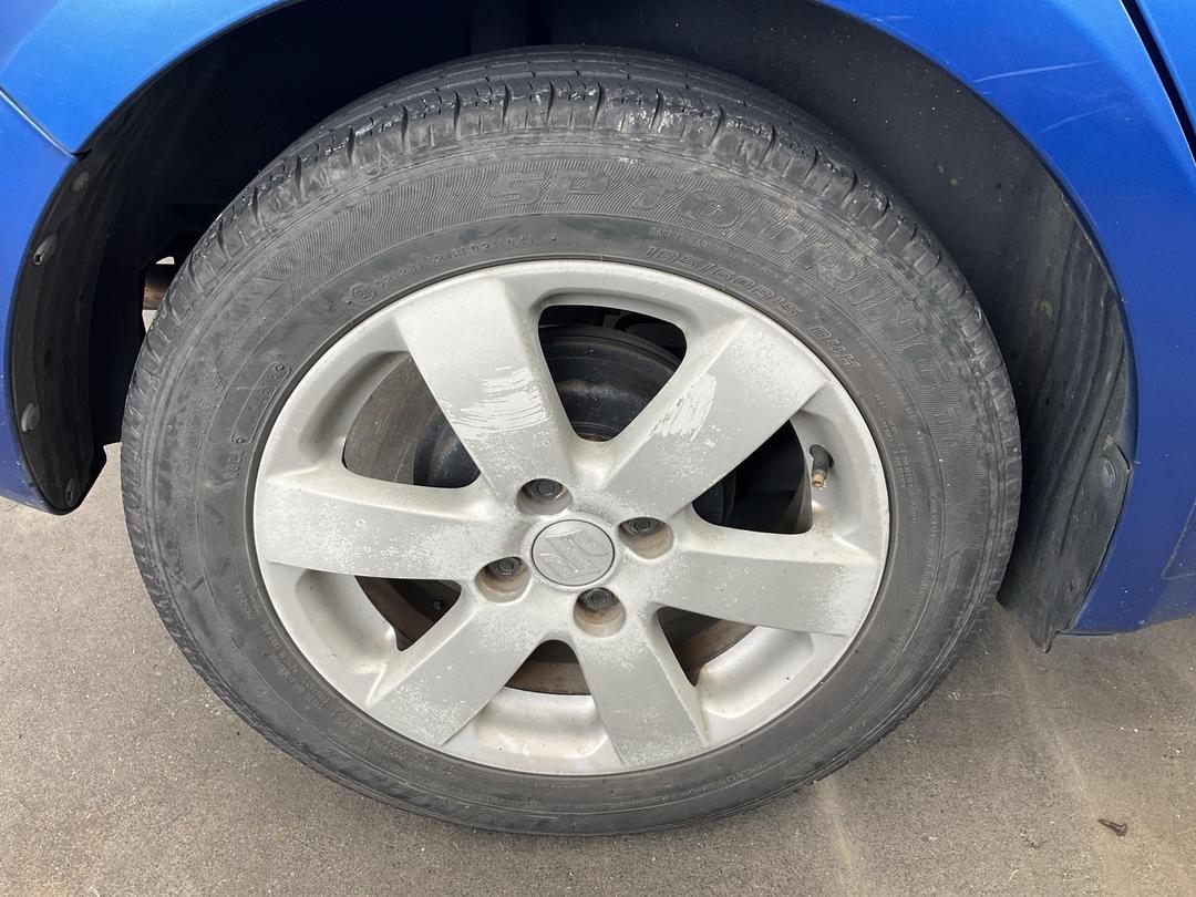 Photo '19' of Suzuki Swift