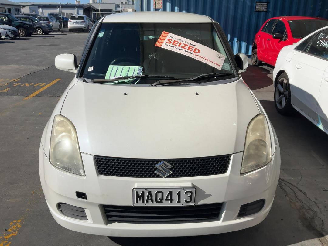 Photo '2' of Suzuki Swift Photo '2' of Suzuki Swift