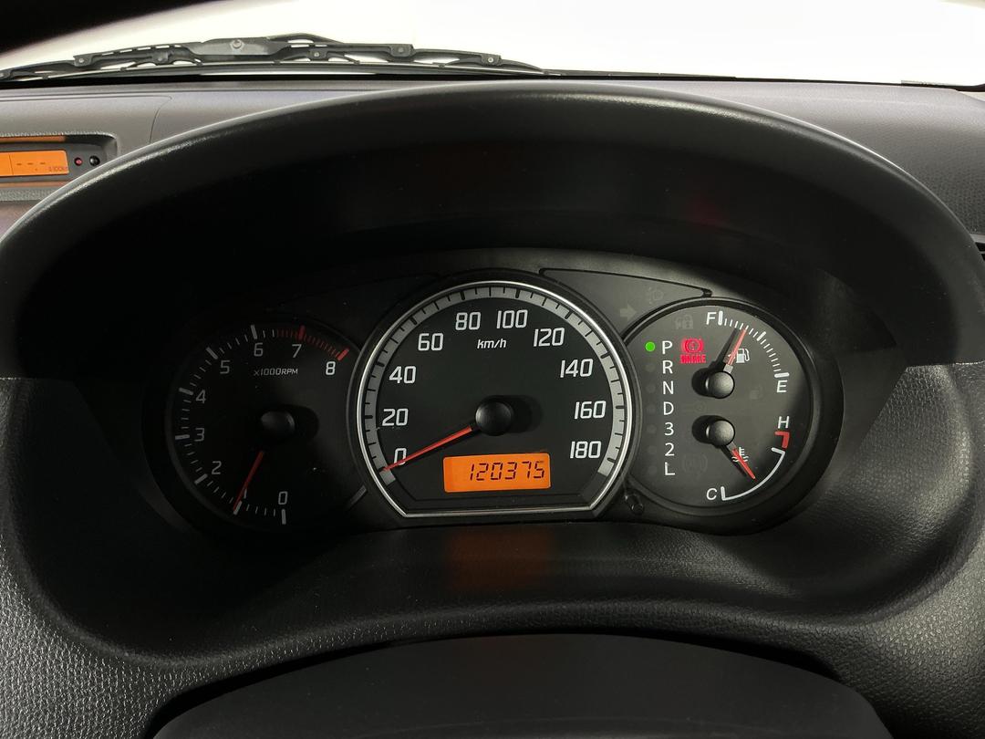 Photo '21' of Suzuki Swift