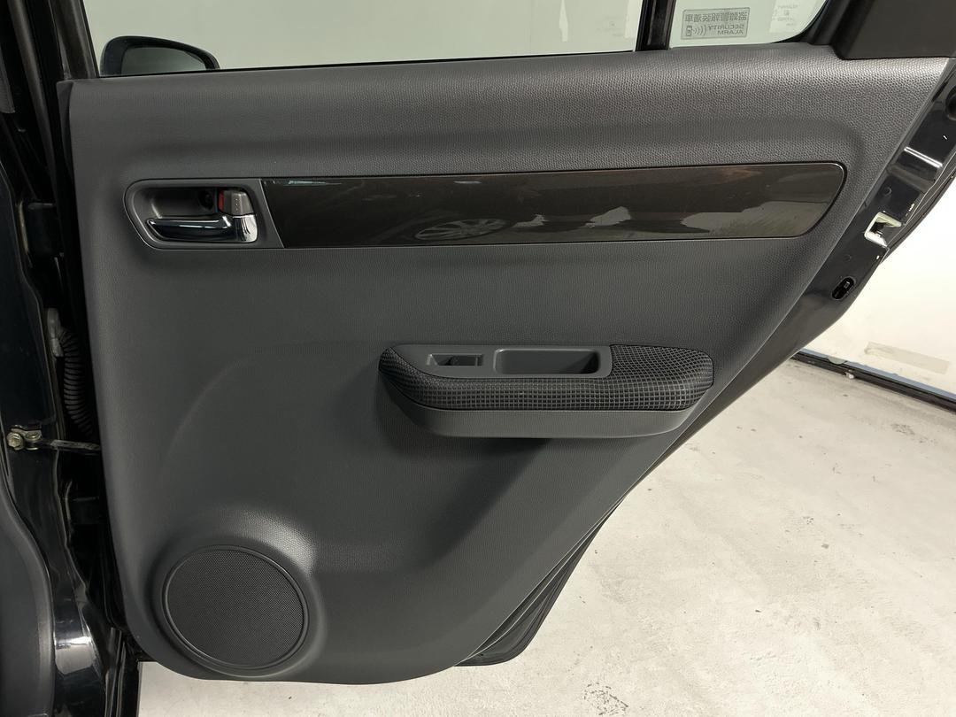 Photo '19' of Suzuki Swift