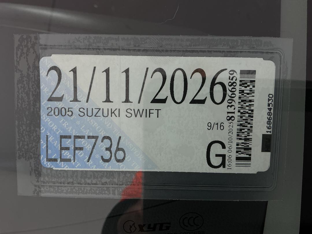 Photo '25' of Suzuki Swift