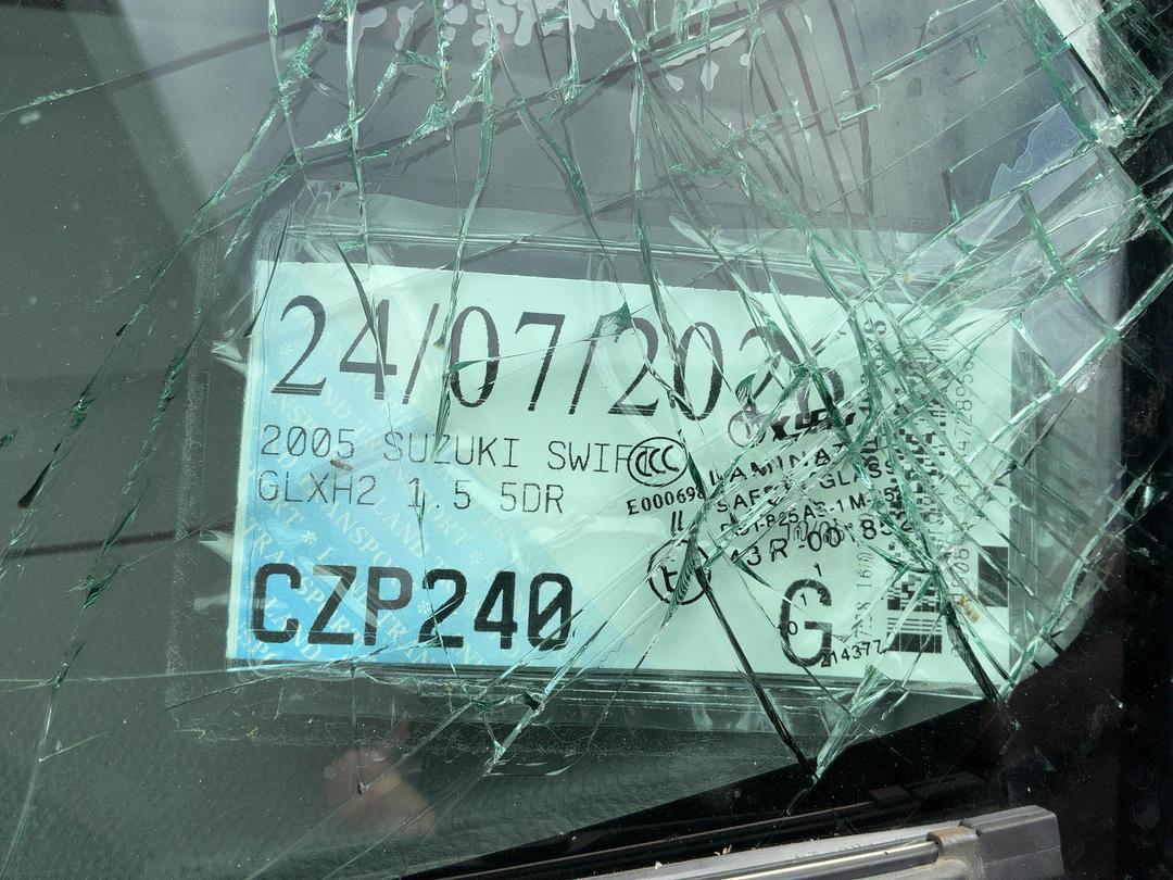 Photo '12' of Suzuki Swift Glxh2 LTD