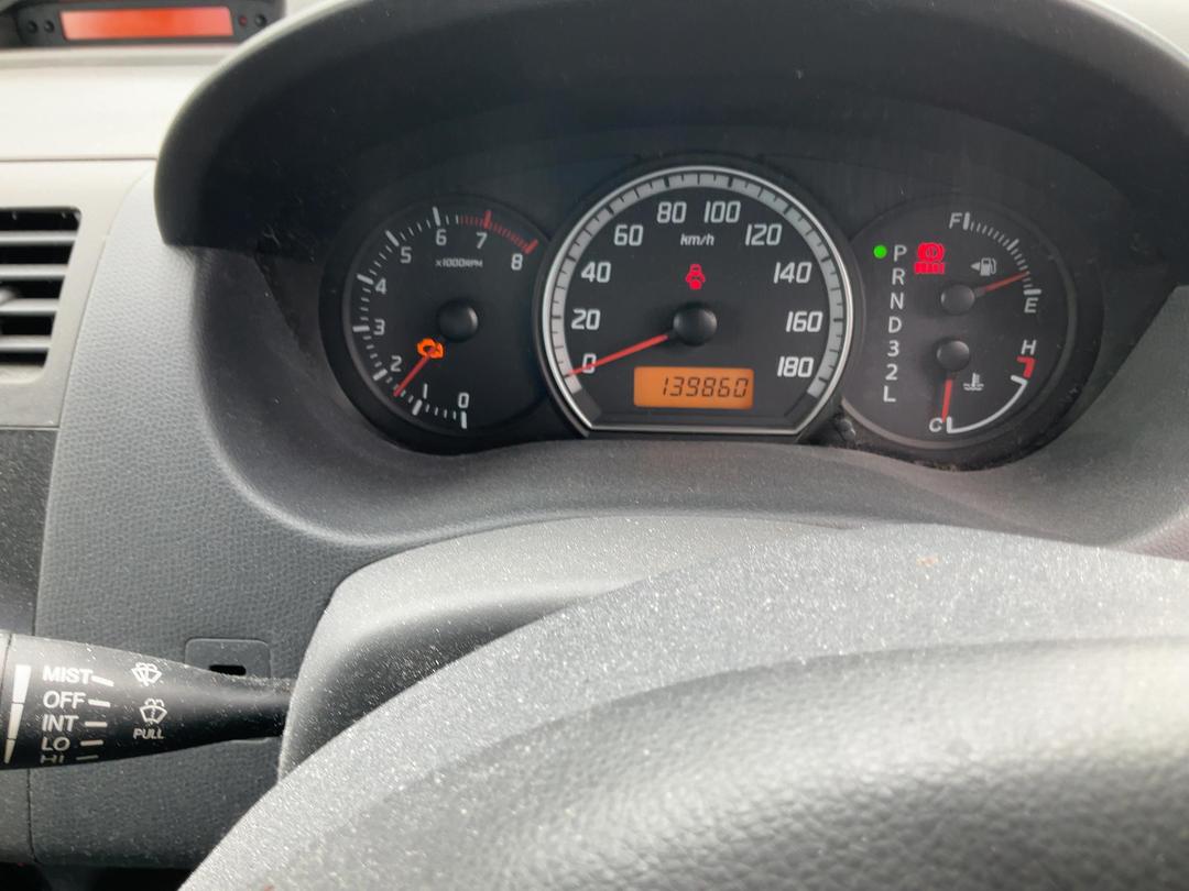 Photo '6' of Suzuki Swift