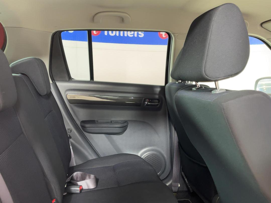 Photo '20' of Suzuki Swift
