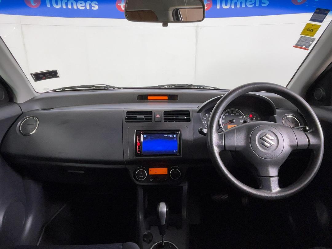 Photo '17' of Suzuki Swift
