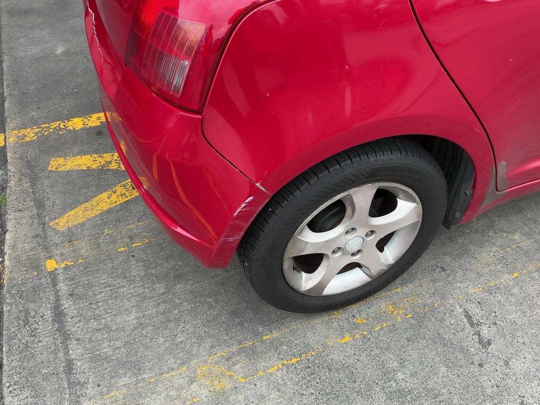 Photo '18' of Suzuki Swift Photo '18' of Suzuki Swift