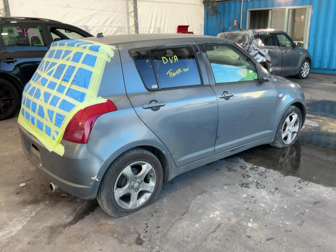 Photo '12' of Suzuki Swift Photo '12' of Suzuki Swift