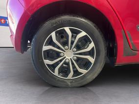 Photo '12' of Suzuki Swift