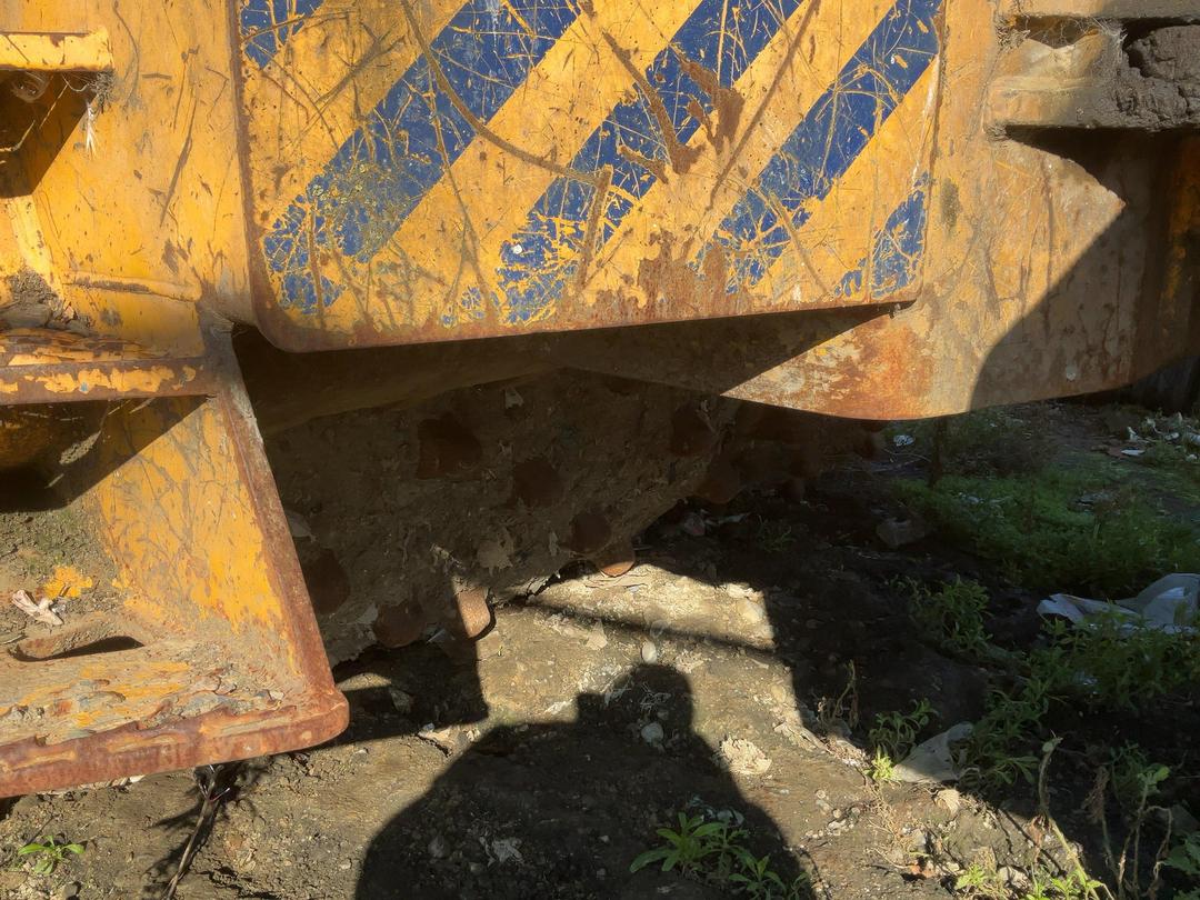 Photo '10' of Tana G260 Bulldozer