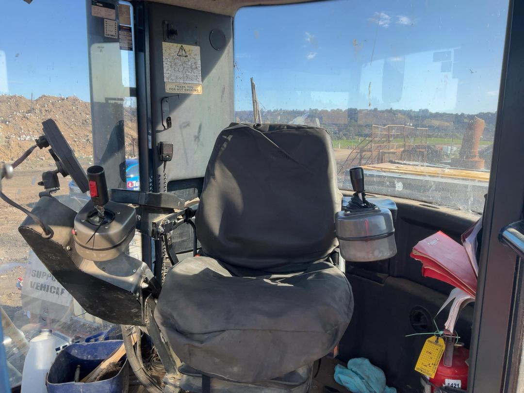 Photo '18' of Tana G260 Bulldozer