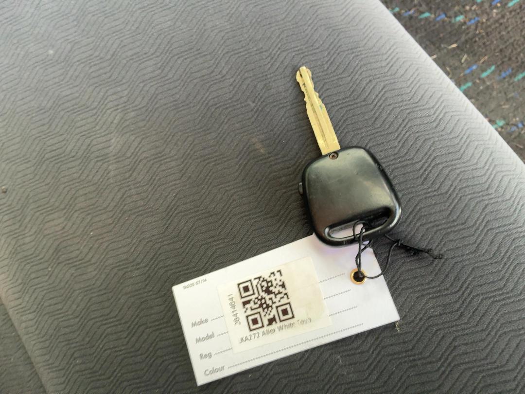 Photo '21' of Toyota Allex Photo '21' of Toyota Allex