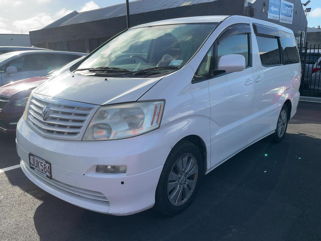 Photo '3' of Toyota Alphard V Photo '3' of Toyota Alphard V