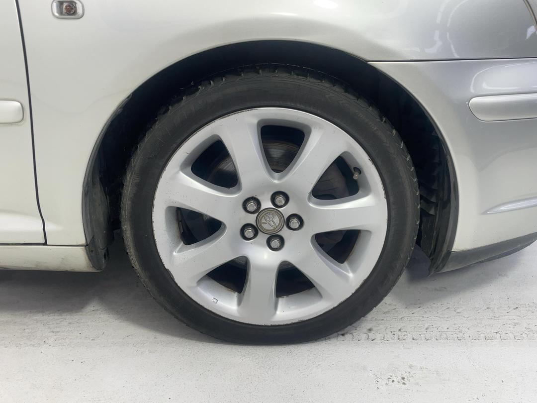 Photo '2' of Toyota Avensis Photo '2' of Toyota Avensis
