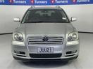 Thumbnail '3' of Toyota Avensis