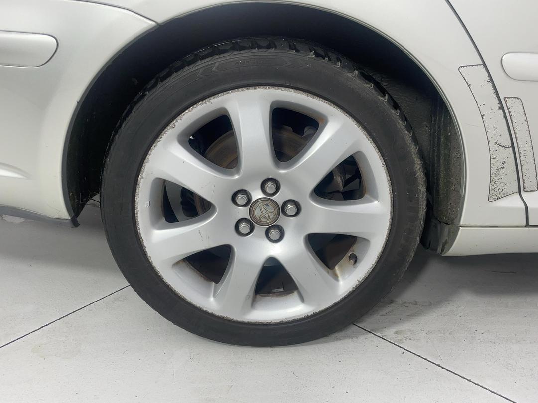 Photo '8' of Toyota Avensis Photo '8' of Toyota Avensis