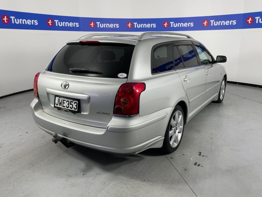 Photo '7' of Toyota Avensis
