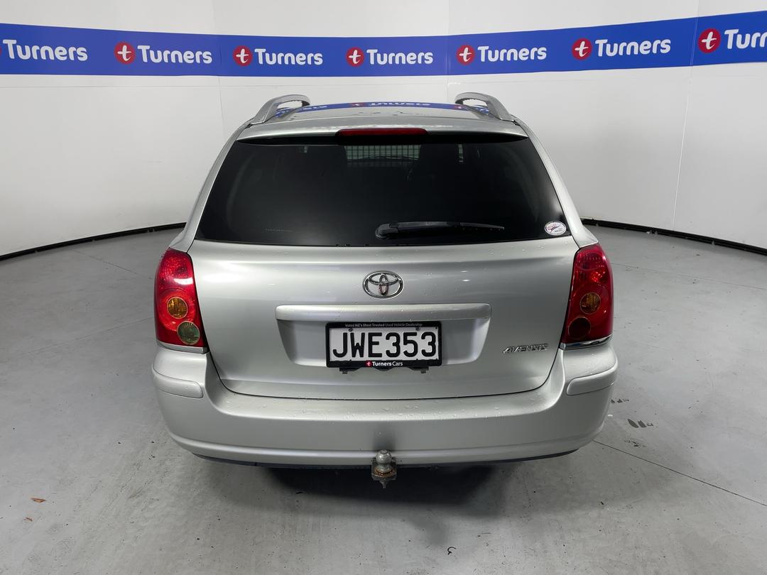 Photo '6' of Toyota Avensis