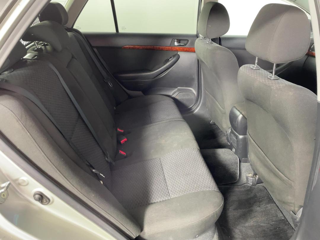 Photo '20' of Toyota Avensis