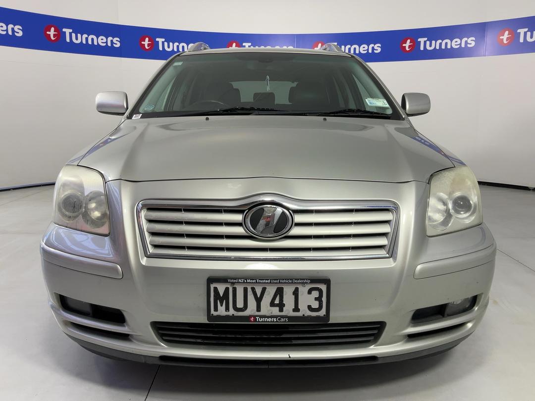Photo '2' of Toyota Avensis