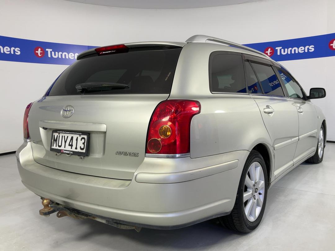 Photo '7' of Toyota Avensis