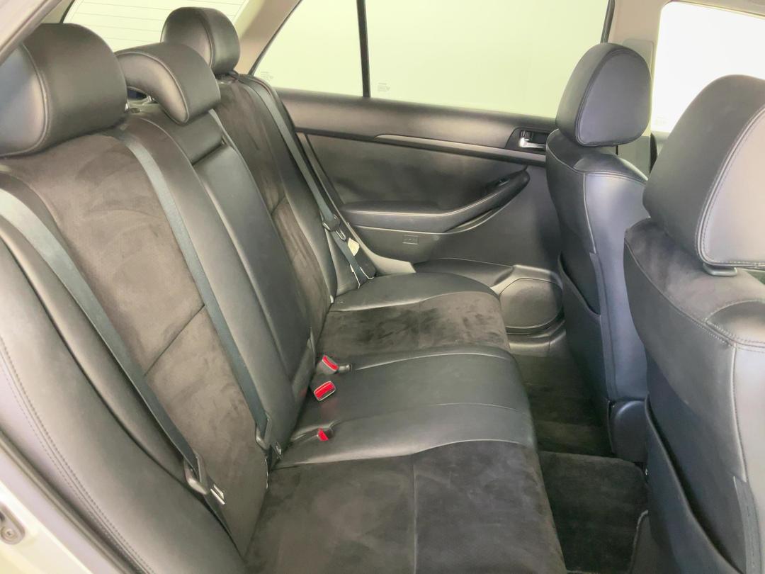 Photo '20' of Toyota Avensis
