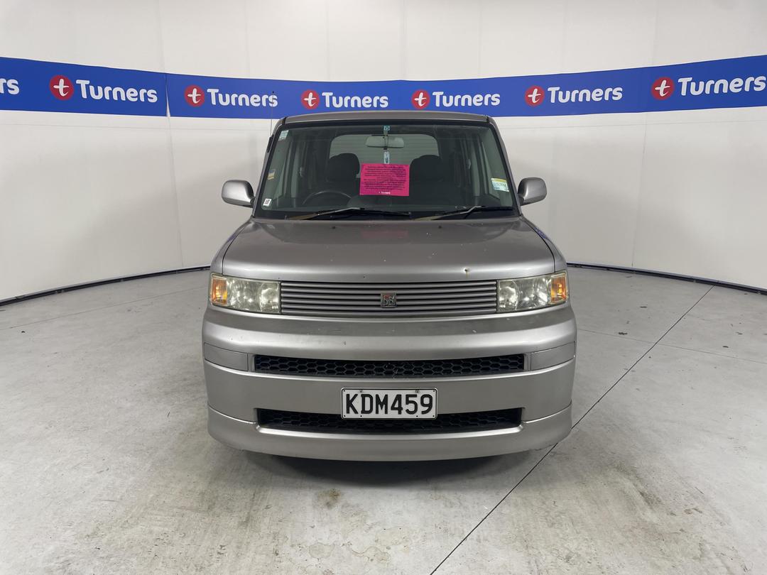 Photo '2' of Toyota BB