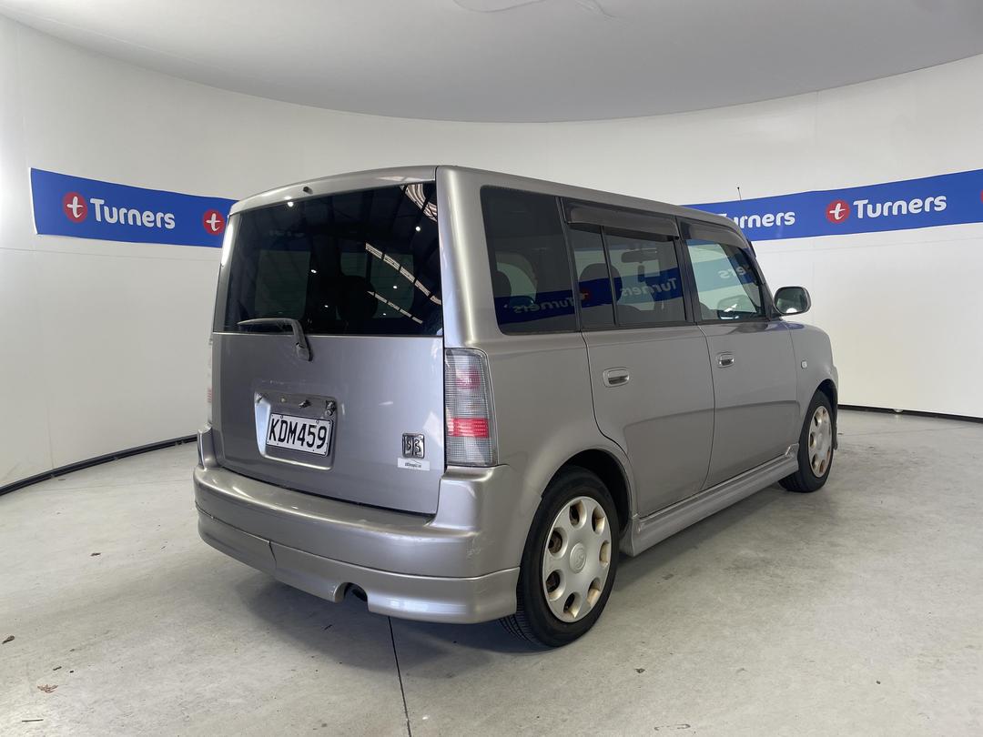 Photo '6' of Toyota BB