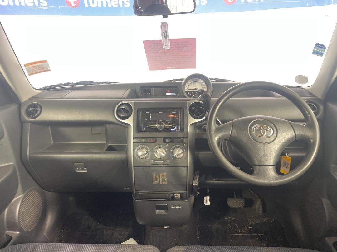 Photo '14' of Toyota BB