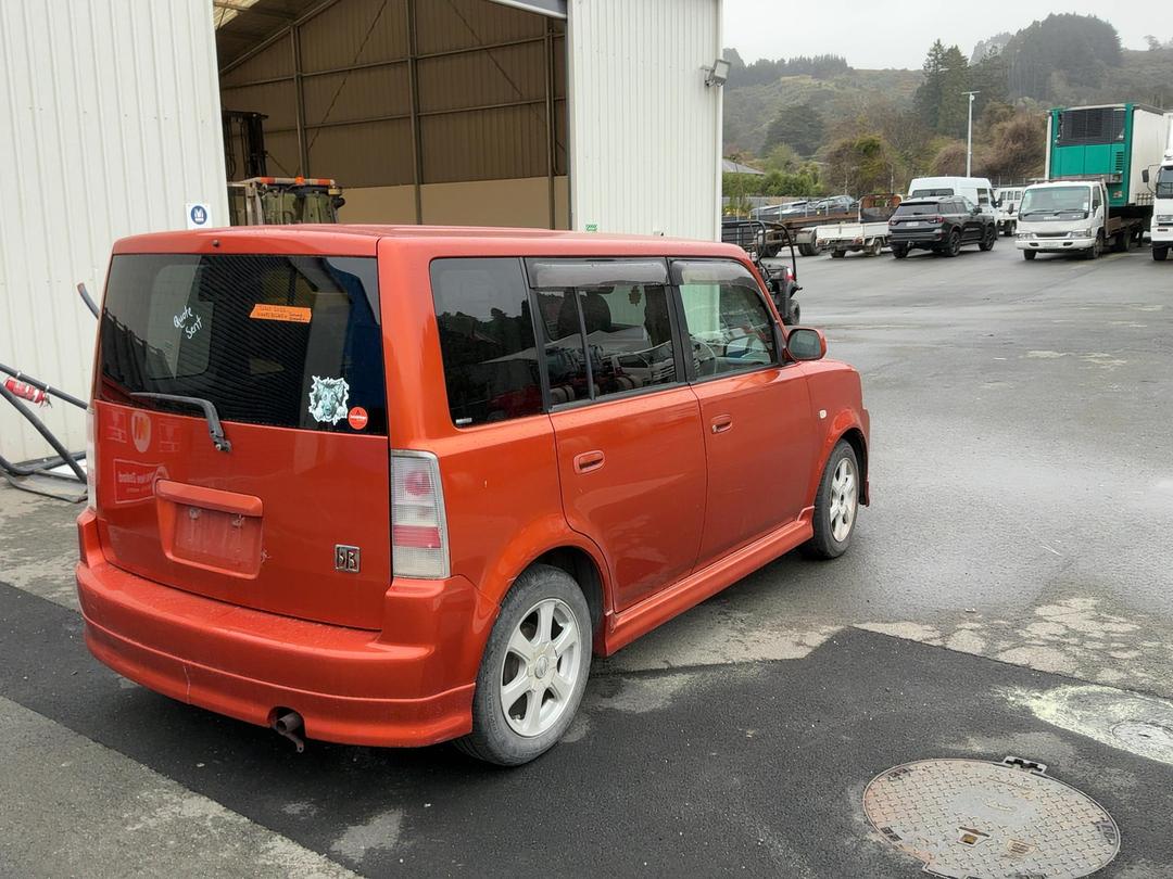 Photo '7' of Toyota BB