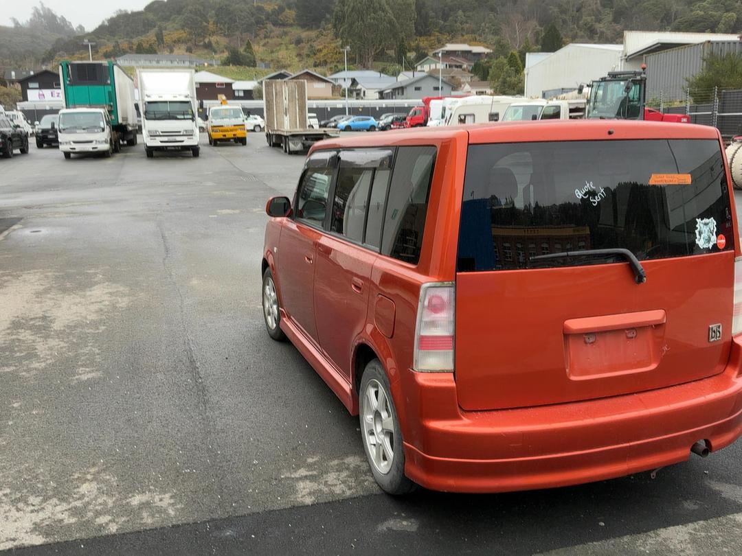 Photo '5' of Toyota BB