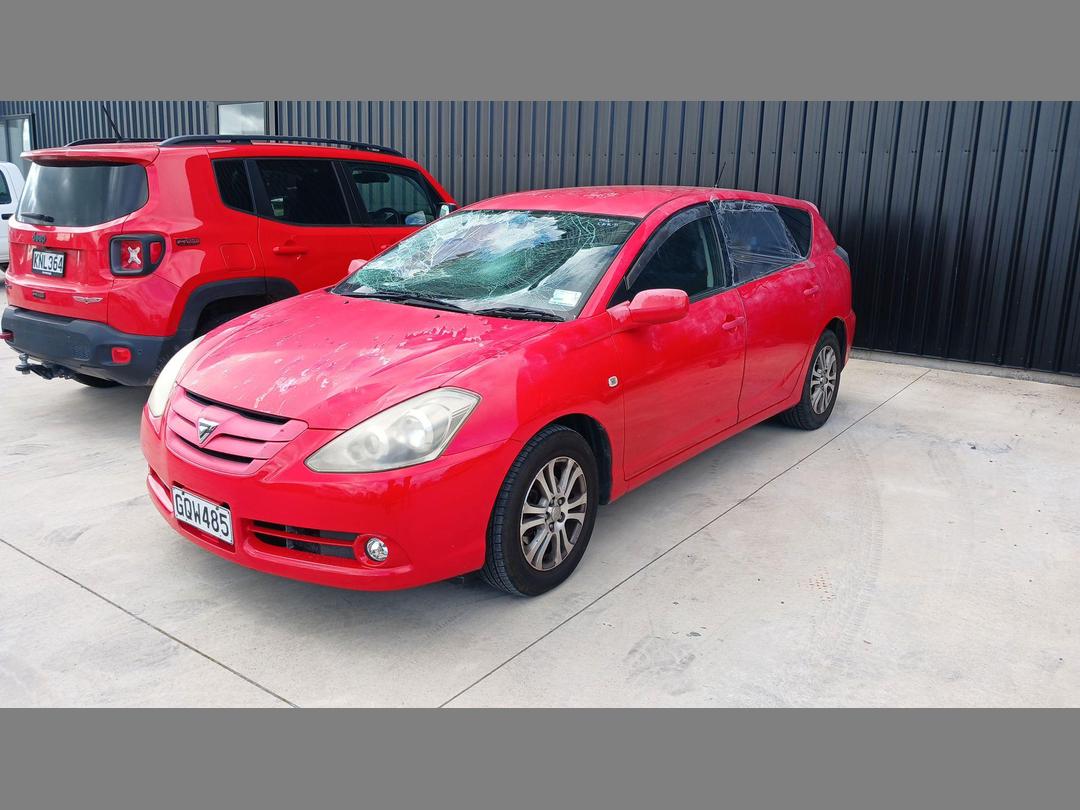 Photo '3' of Toyota Caldina Photo '3' of Toyota Caldina
