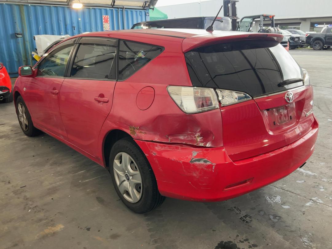 Photo '4' of Toyota Caldina Photo '4' of Toyota Caldina