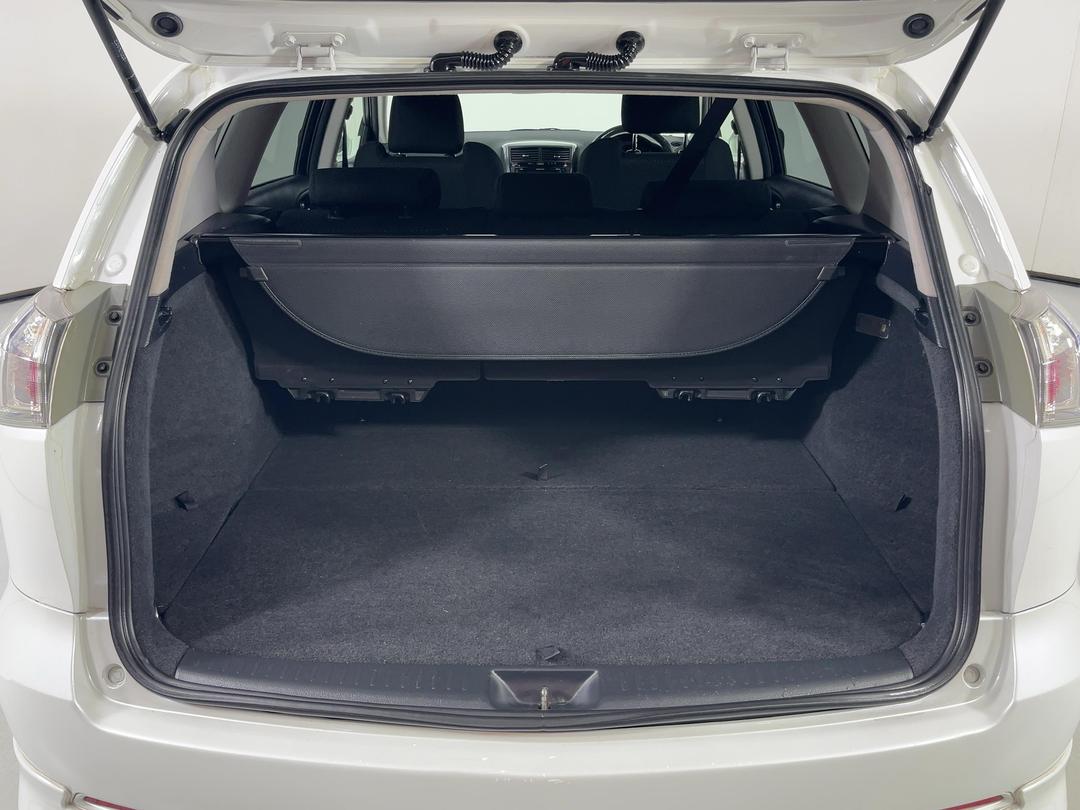 Photo '14' of Toyota Caldina