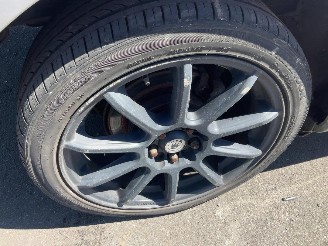 Photo '5' of Toyota Caldina Photo '5' of Toyota Caldina
