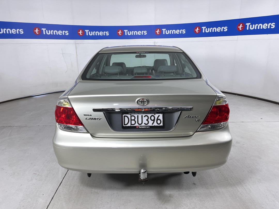 Photo '6' of Toyota Camry
