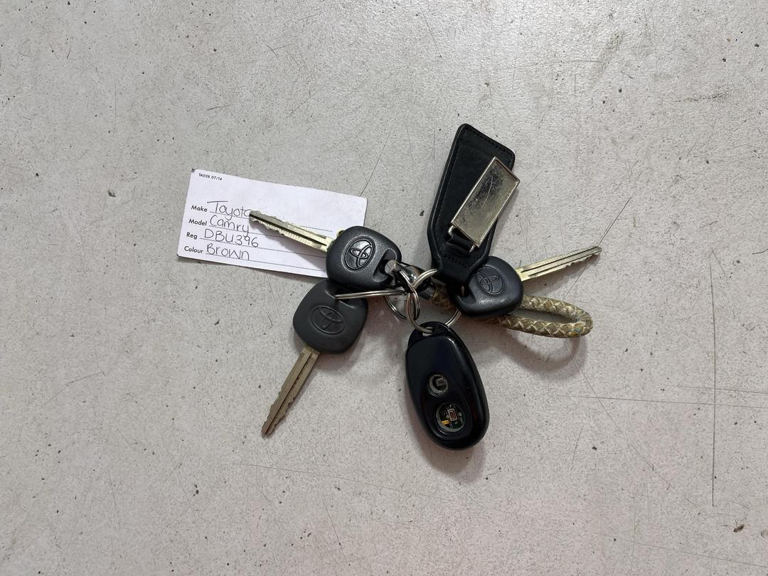 Photo '22' of Toyota Camry