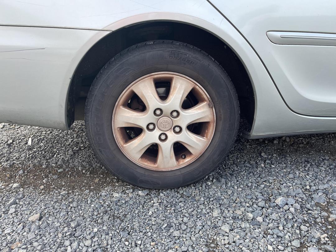 Photo '10' of Toyota Camry