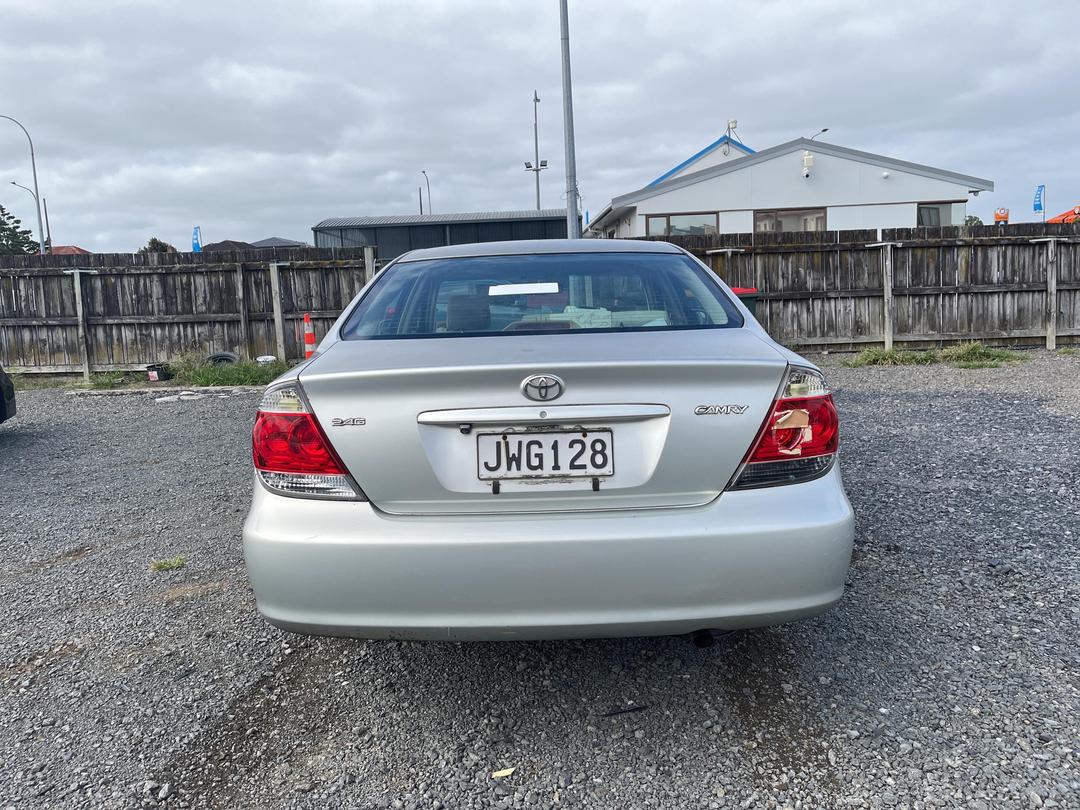 Photo '5' of Toyota Camry