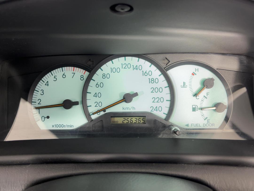 Photo '21' of Toyota Corolla