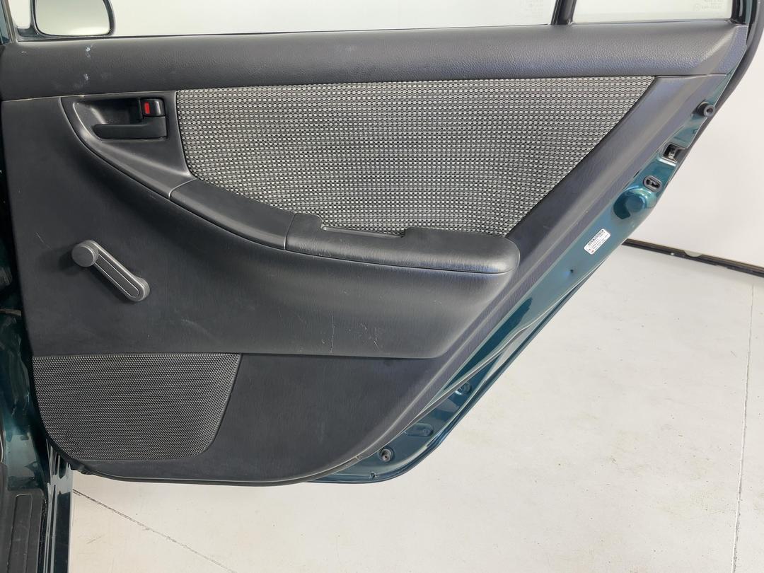 Photo '19' of Toyota Corolla