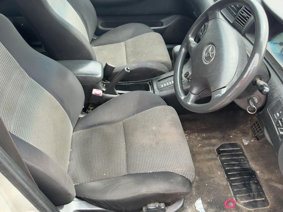 Photo '15' of Toyota Corolla GL Photo '15' of Toyota Corolla GL