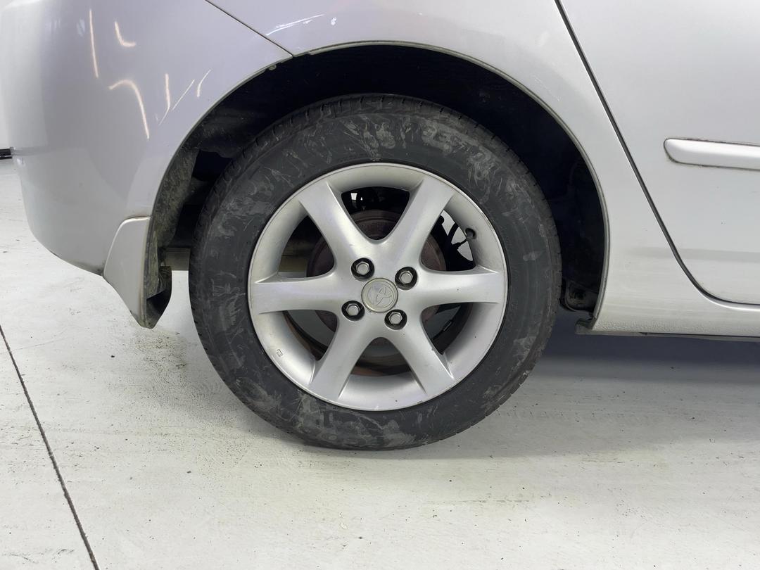 Photo '12' of Toyota Corolla