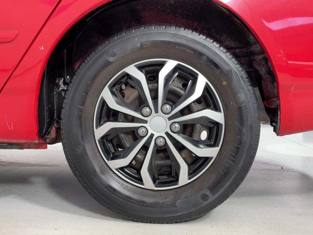 Photo '11' of Toyota Corolla Fielder