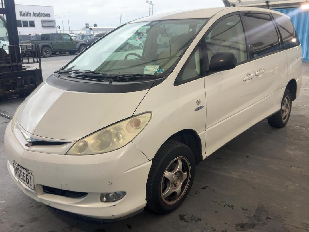 Photo '3' of Toyota Estima Photo '3' of Toyota Estima