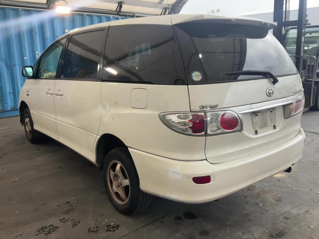 Photo '4' of Toyota Estima Photo '4' of Toyota Estima