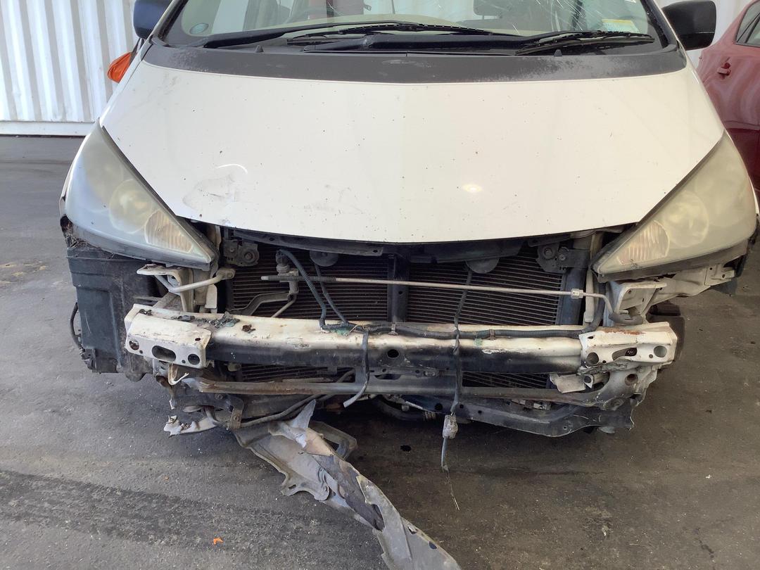 Photo '3' of Toyota Estima T-Aeras